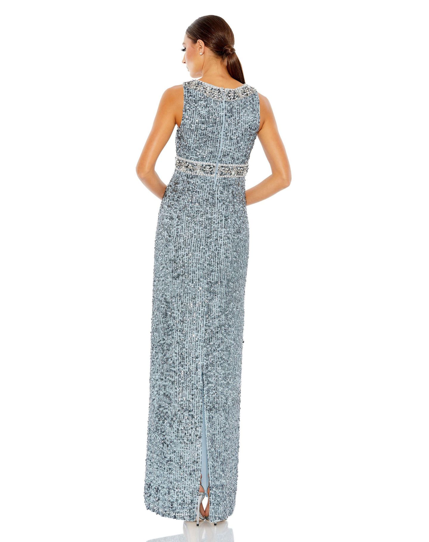 Женское платье Mac Duggal Sequined Sleeveless Embellished Neckline Gown, цвет: Сланцевый синий — фото 2