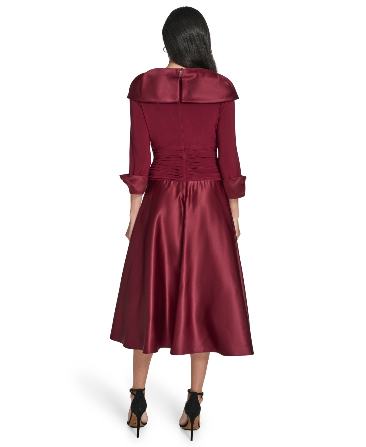 Jessica Howard Women's 3/4-rhinestone V-neck Cuff Sleeve Dress In Burgundy