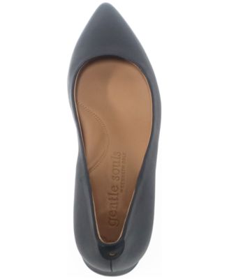 Women's Gardena Pointy Toe Pumps