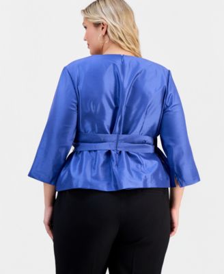 Plus Size V-Neck 3/4-Sleeve Taffeta Top