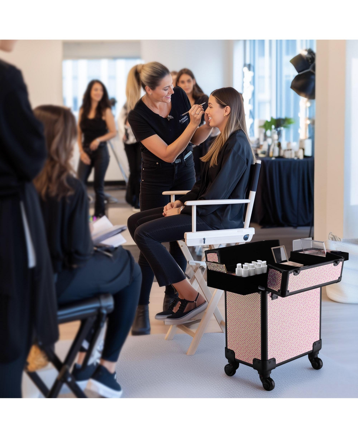 Byootique Rolling Makeup Case on Wheels Travel Suitcase Salon Art Deco Bloom