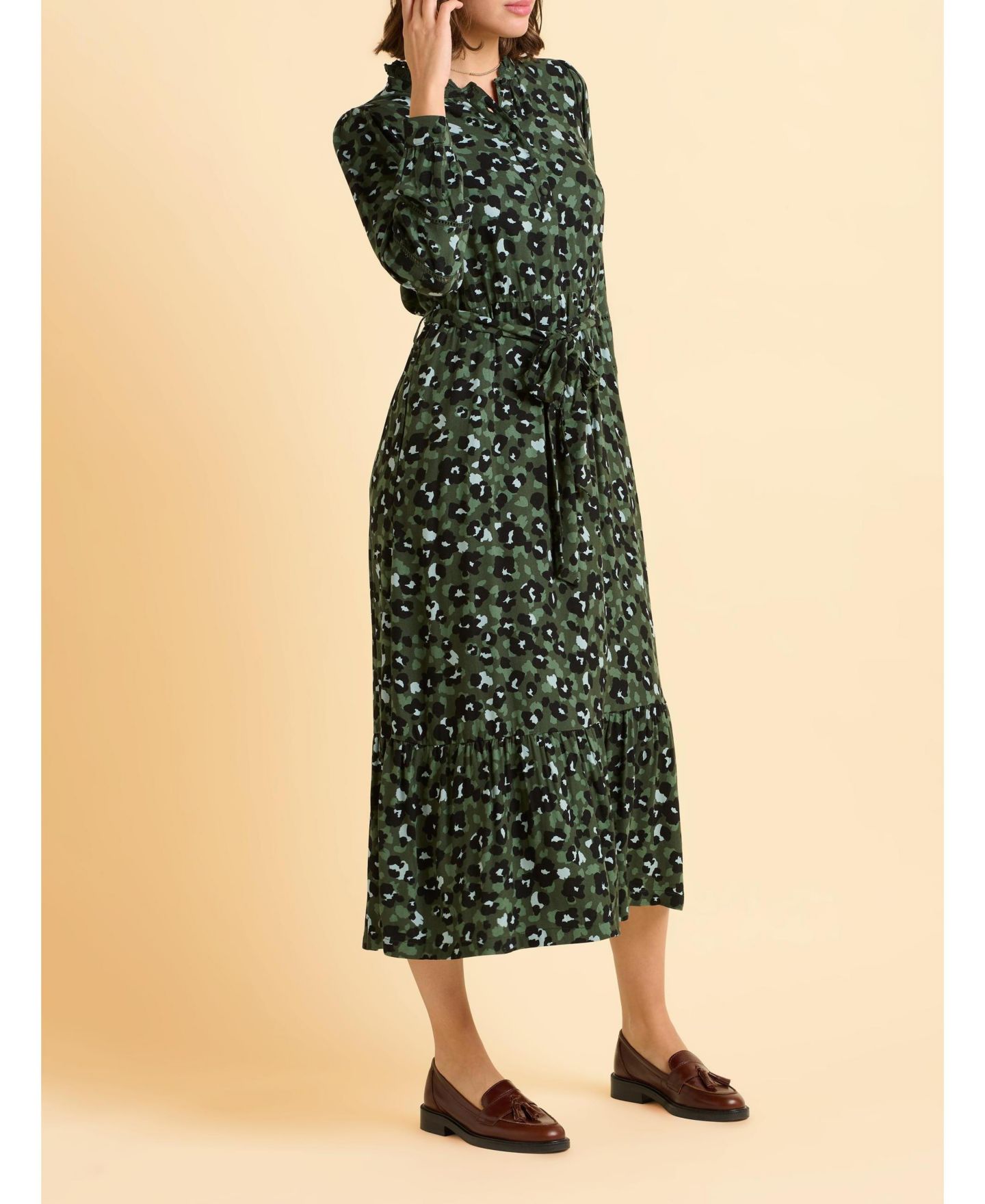 Женское платье Brakeburn Luna Long Sleeve Button Midi, цвет: Зелёный — фото 8