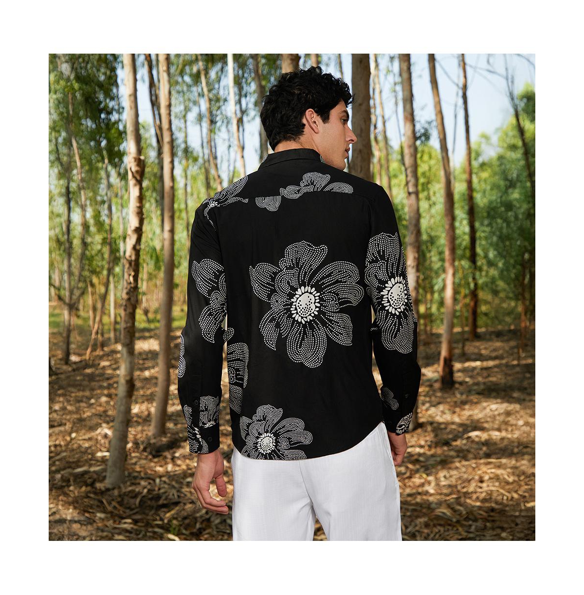 Campus Sutra Men's Obsidian Black Maxi-Flora Shirt