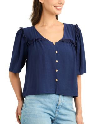 Juniors' Solid Crinkle V-Neck Top