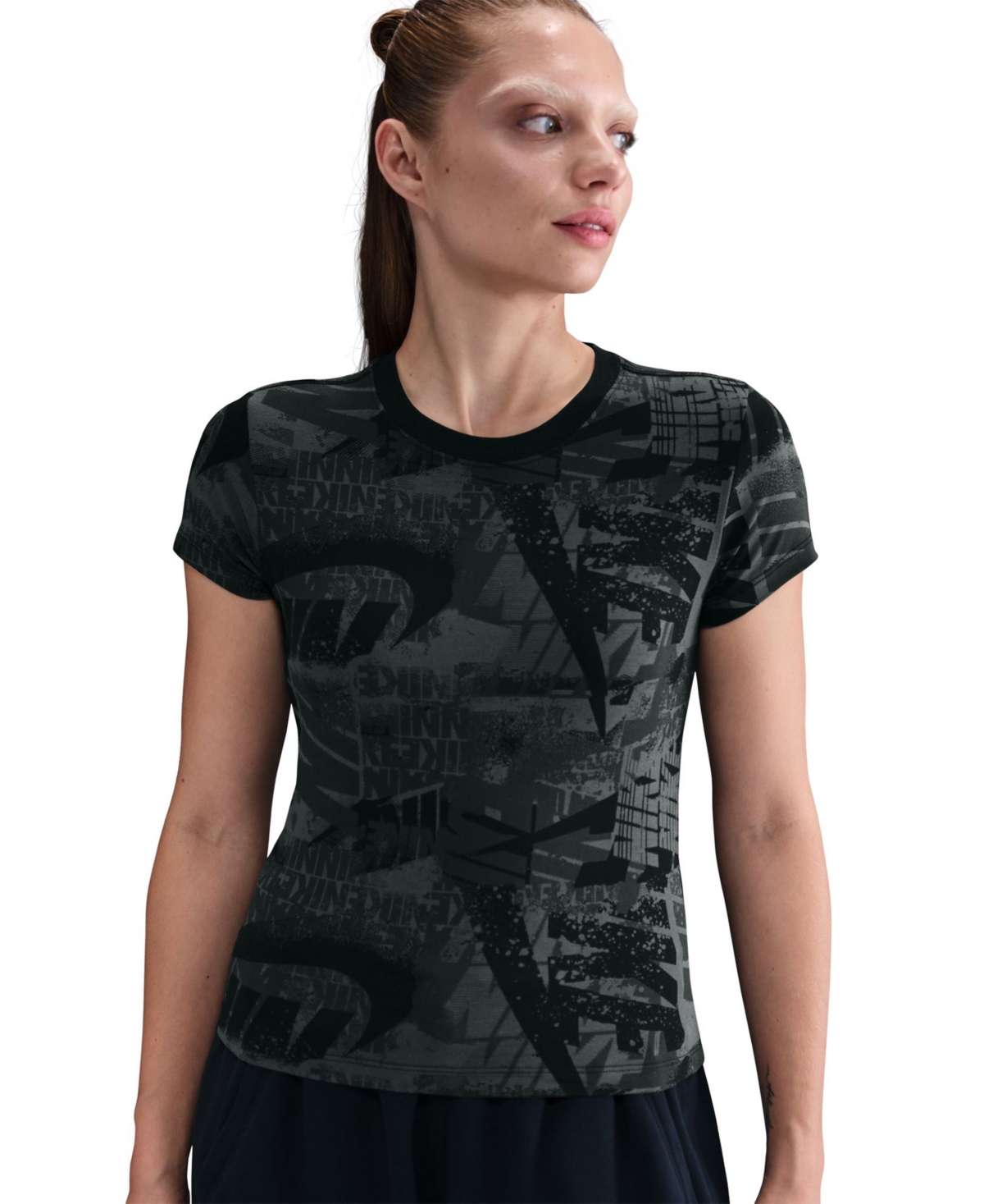 Nike Women's Sportswear Slim-fit T-shirt In Black