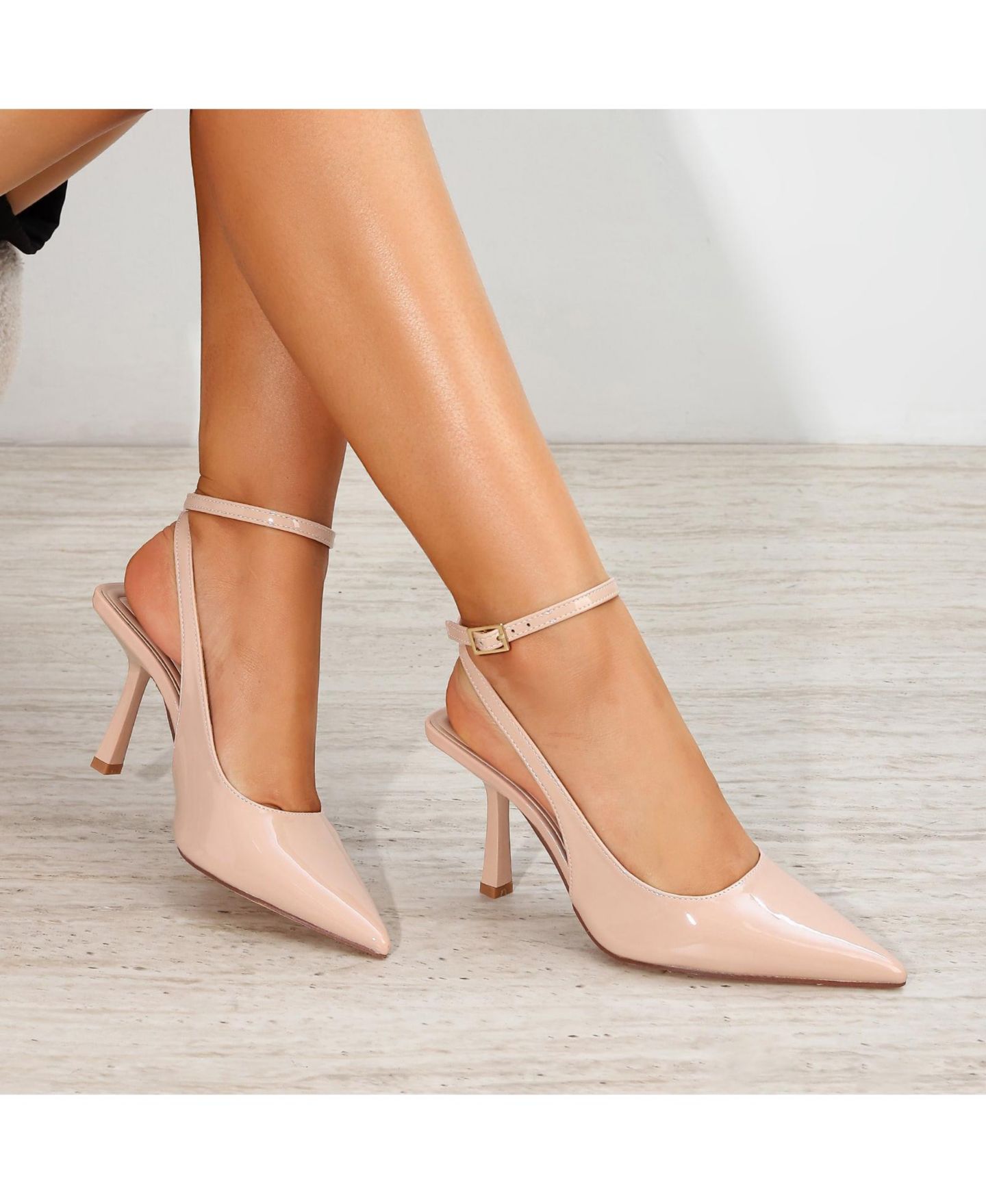 Женские туфли BERNESS Carmia Crisscross Ankle Strap Stiletto Heels, цвет: Бежевый — фото 2