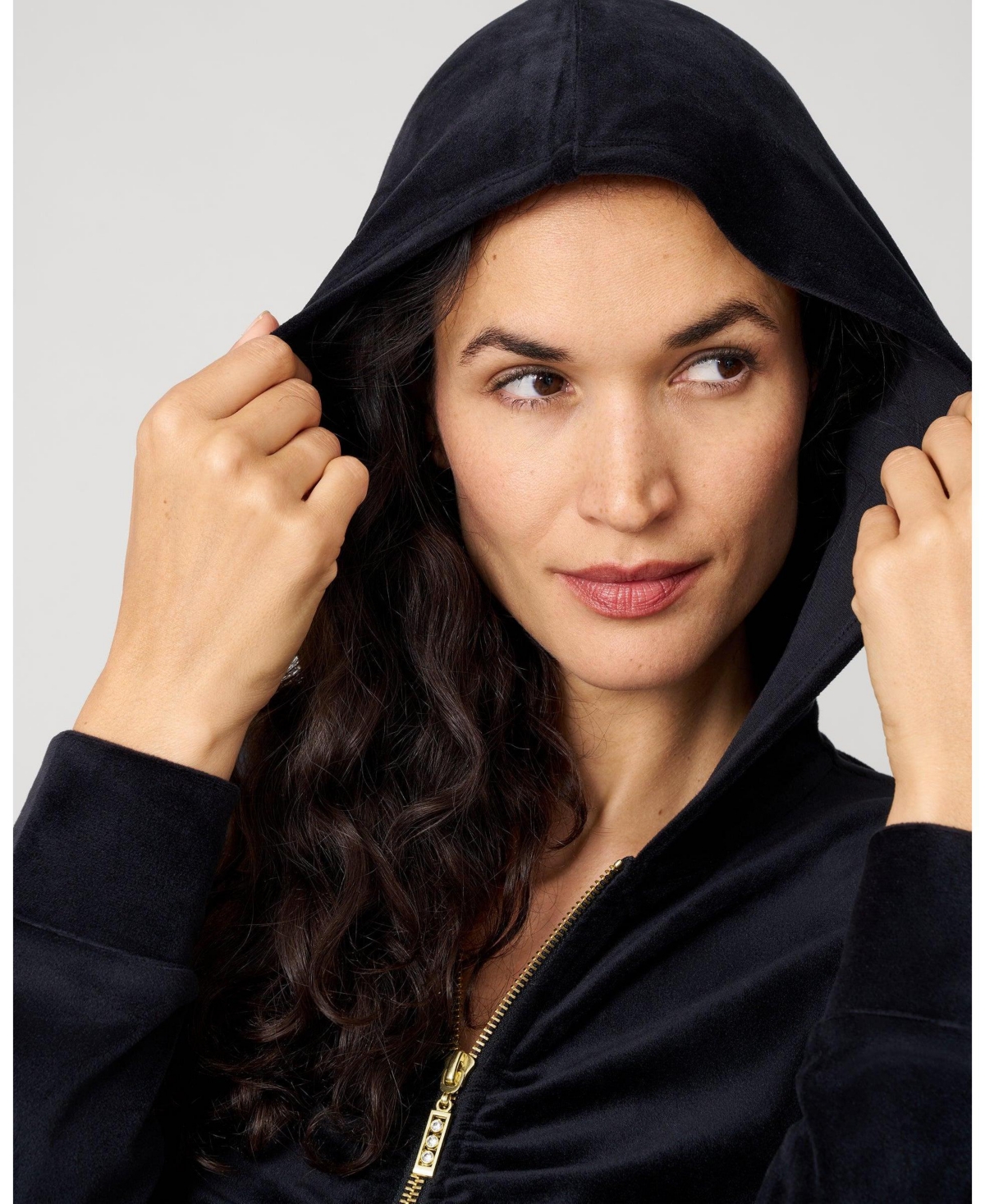 Cable & Gauge Women's Ruched Zip-Up Velour Set