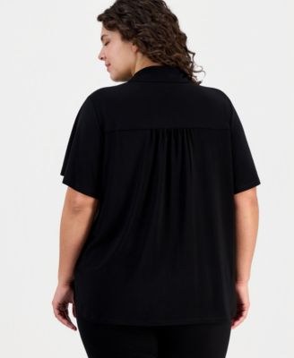 Plus Size Short-Sleeve Collared Blouse
