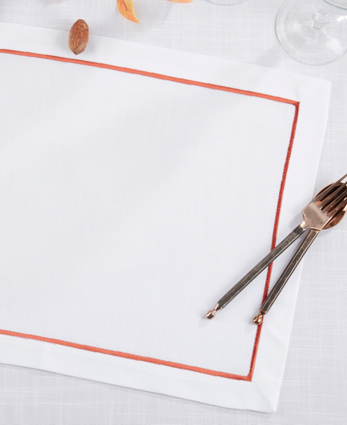 Saro Lifestyle Embroidered Line Design Placemat, Set Of 4 In Brown