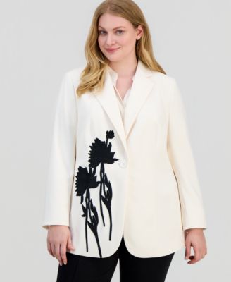 Plus Size Floral Appliqu&eacute; Notched Collar Blazer