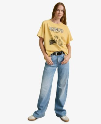 Women's Short-Sleeve Peanuts Graphic Tee Top