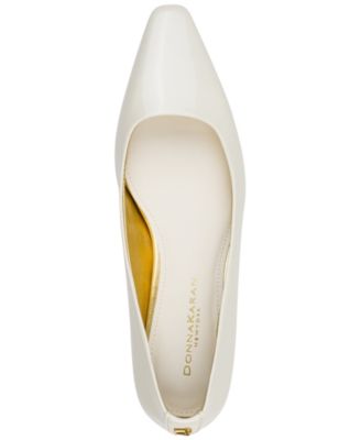 Women's Savita Snip Toe Flats