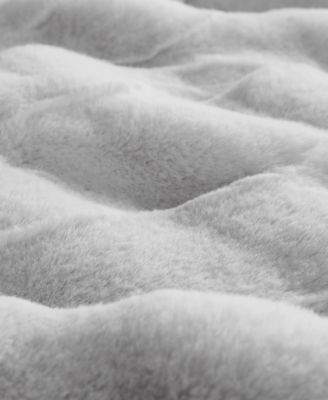 Vivienne Faux Fur Throw, 50" x 60"