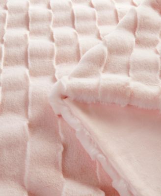 Vivienne Faux Fur Throw, 50" x 60"