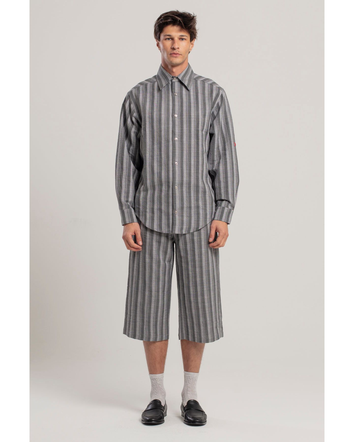 Мужские шорты PCFG Linen-Cotton Blend Checked Woven, цвет: Серый / Белый — фото 5