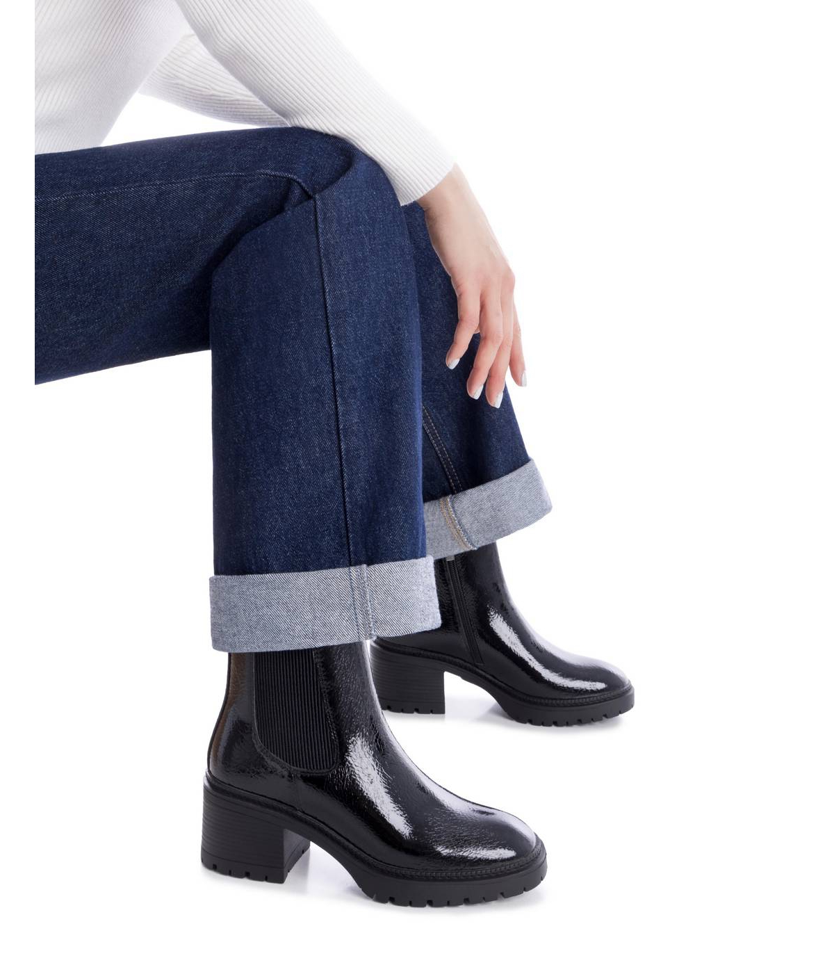 Xti Women's Patent Leather Heeled Chelsea Booties