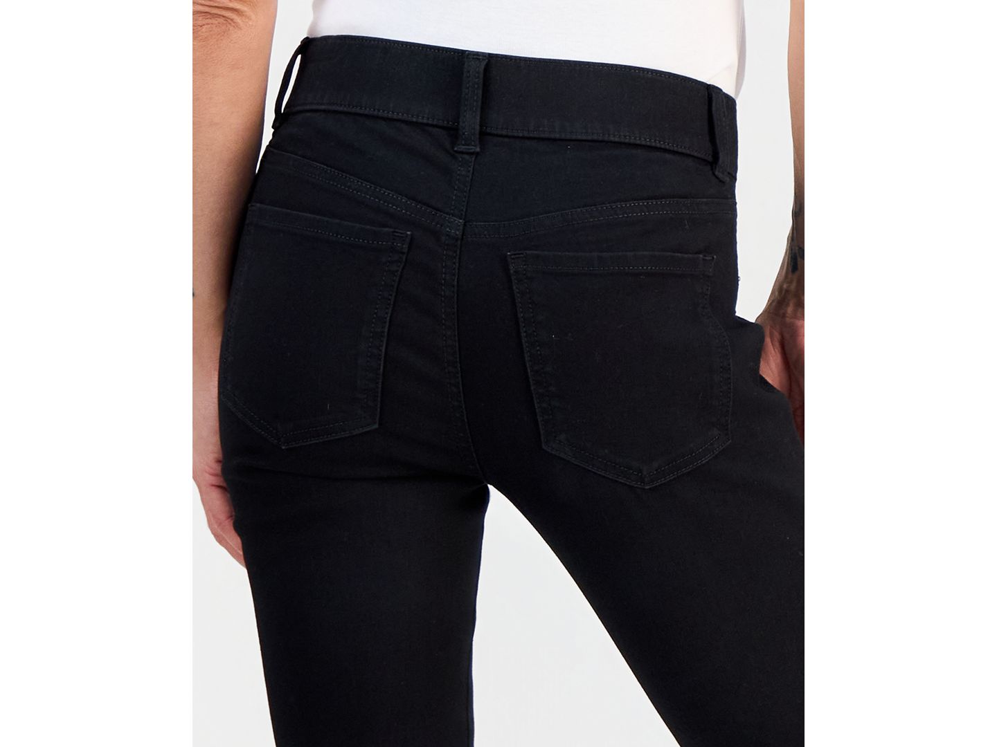 Женские джинсы Style & Co Petite Pull-On Shaping High-Rise Bootcut, цвет: Чёрный — фото 6