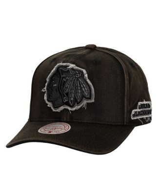 Mitchell & Ness - Men's Black Chicago Blackhawks Downtown Snow Wash Pro-Crown Adjustable Hat