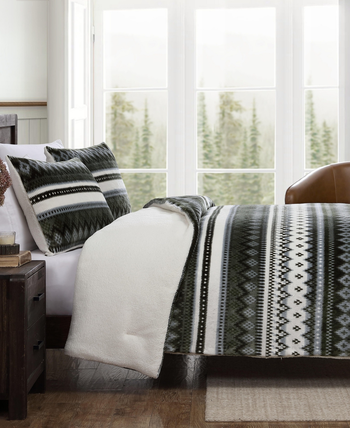 Eddie Bauer Shelton Fair Isle Plush Comforter Set In Green