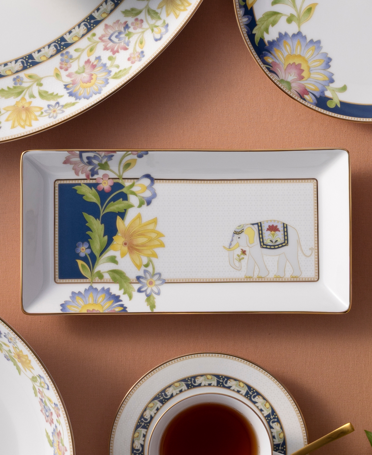 Noritake Tusker Garden Rectangular Tray In Multi