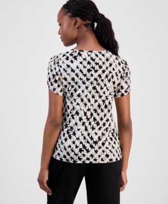 Petite Tulip-Sleeve Top