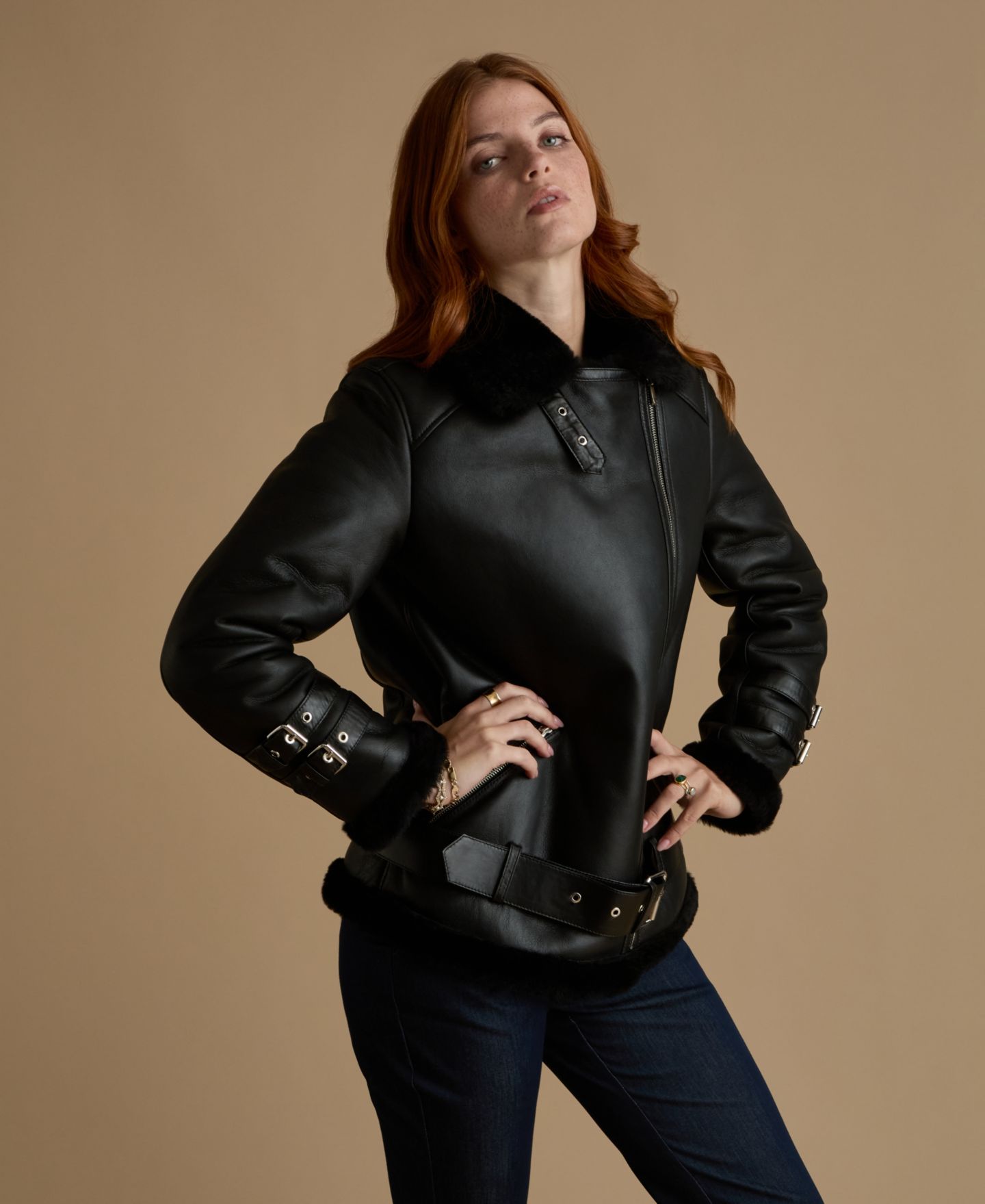 Женская куртка Furniq UK Harriet Sheepskin Belted Biker Aviator, цвет: Чёрный — фото 1