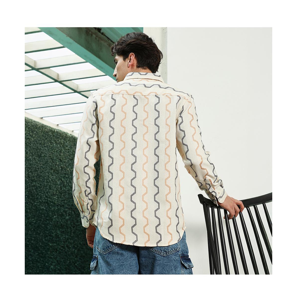 Campus Sutra Men's Off White Zigzag Pattern Full Sleeve Cotton Blend Shirt