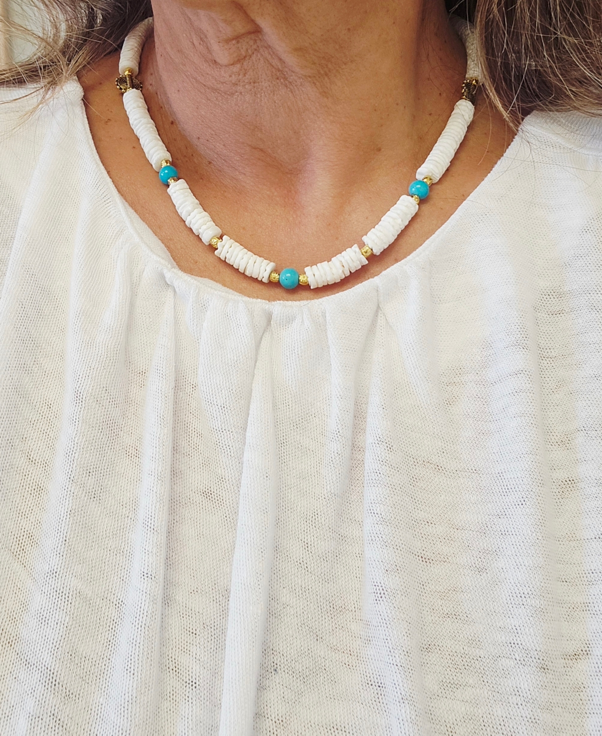 Porus Necklace with Faux Turquiose Stone