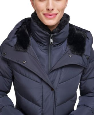 Women's Hooded Puffer Coat