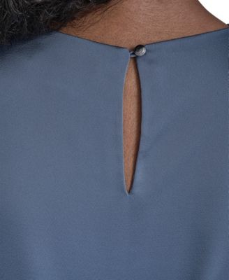 Women's Solid Sleeveless Crewneck Top