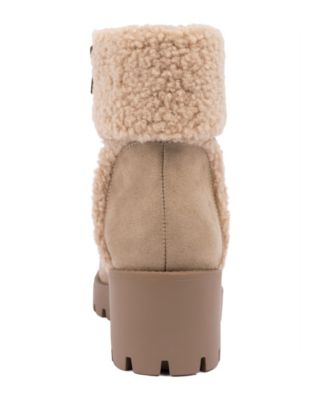Women's Osena Lug Sole Cozy Booties
