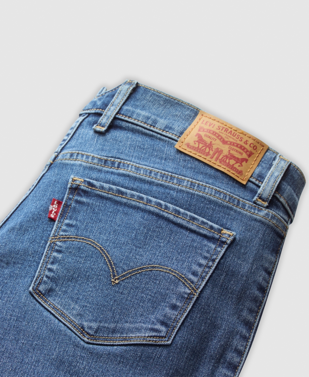 Levi's Juniors' 314 Shaping Tailored Straight Stretch Jeans