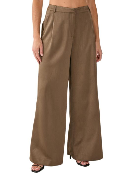 Женские брюки Nasty Gal Satin Pleated Tailored, цвет: Оливковый