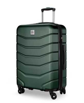 Silverton 26" Medium Check-In Spinner Suitcase