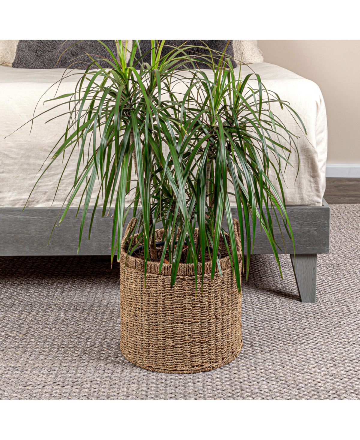 Household Essentials Round Seagrass Basket with Handles, Natural