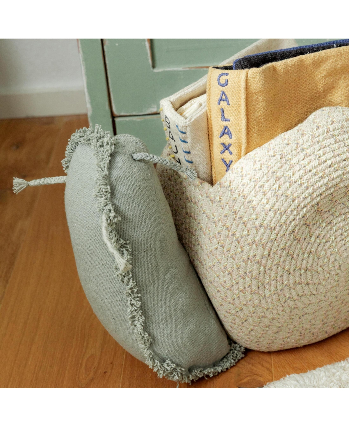 Lorena Canals Basket Big Snail