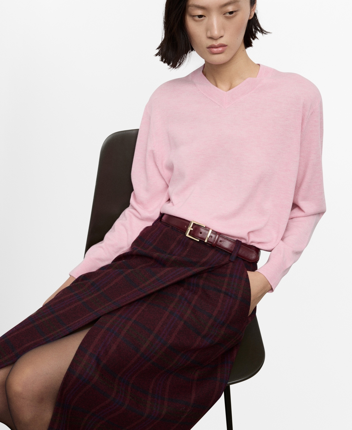 Mango V-neck Knit Sweater Pink