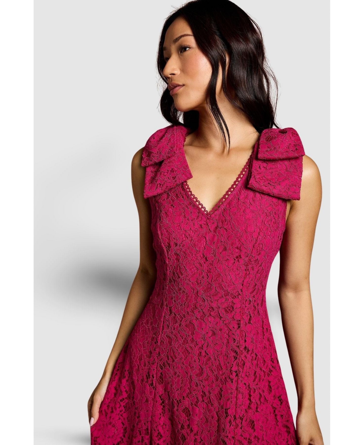 Coast Women's Bow Shoulder V Neck Lace Midi Dress