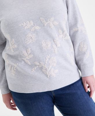 Plus Size Floral Embroidered Sweatshirt