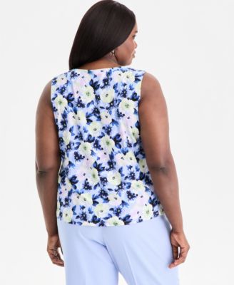 Plus Size Pleat-Neck Sleeveless Floral Top