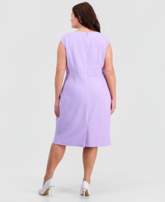 Plus Size Sleeveless Crepe Sheath Dress