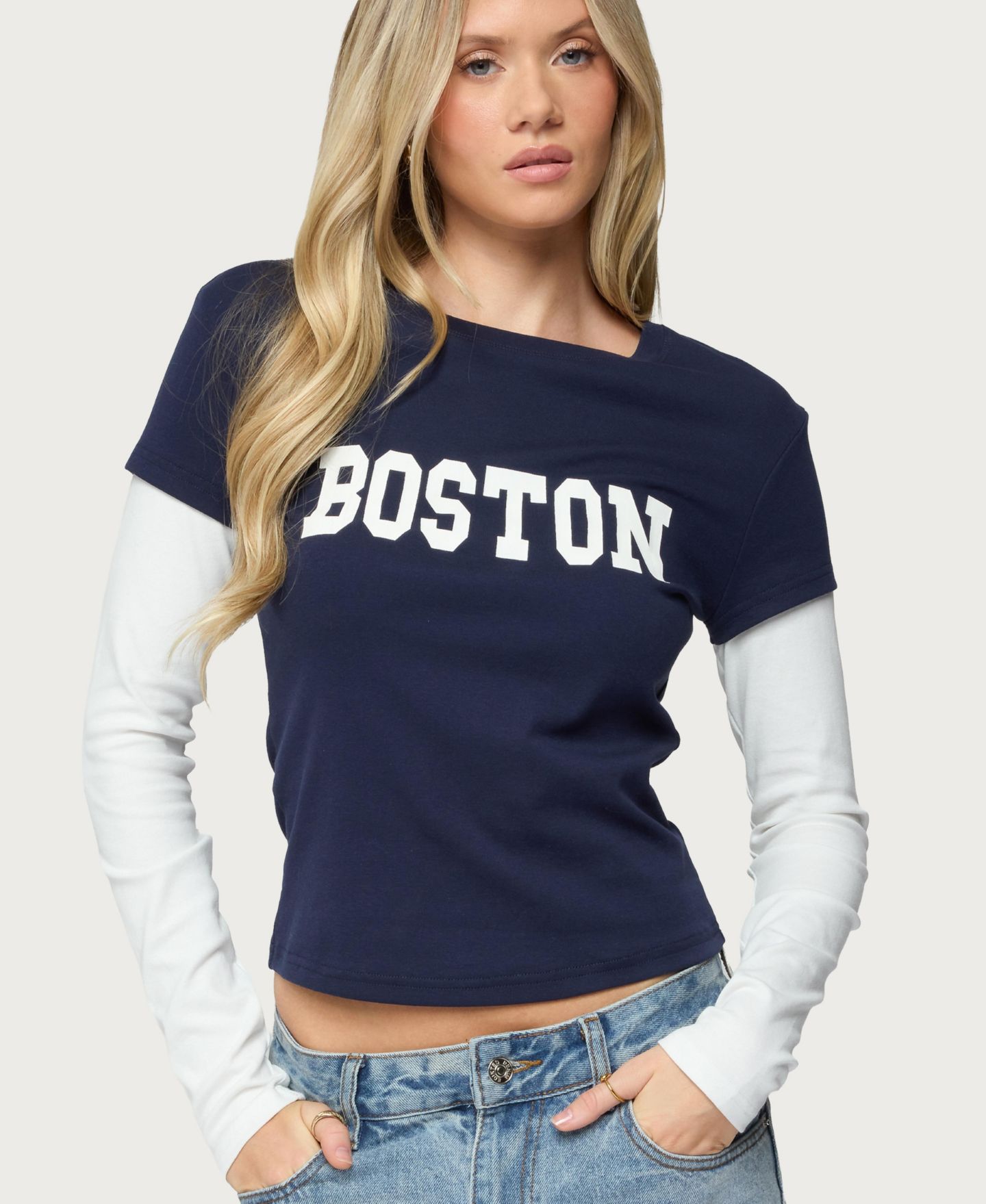 Женская футболка Edikted Boston Layered Long Sleeve, цвет: Тёмно-синий кремовый — фото 1