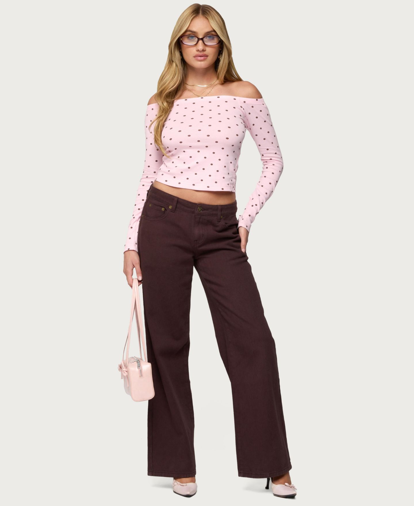 Женский топ Edikted Leandra Off Shoulder Polka Dot, цвет: Светлый розовый — фото 4