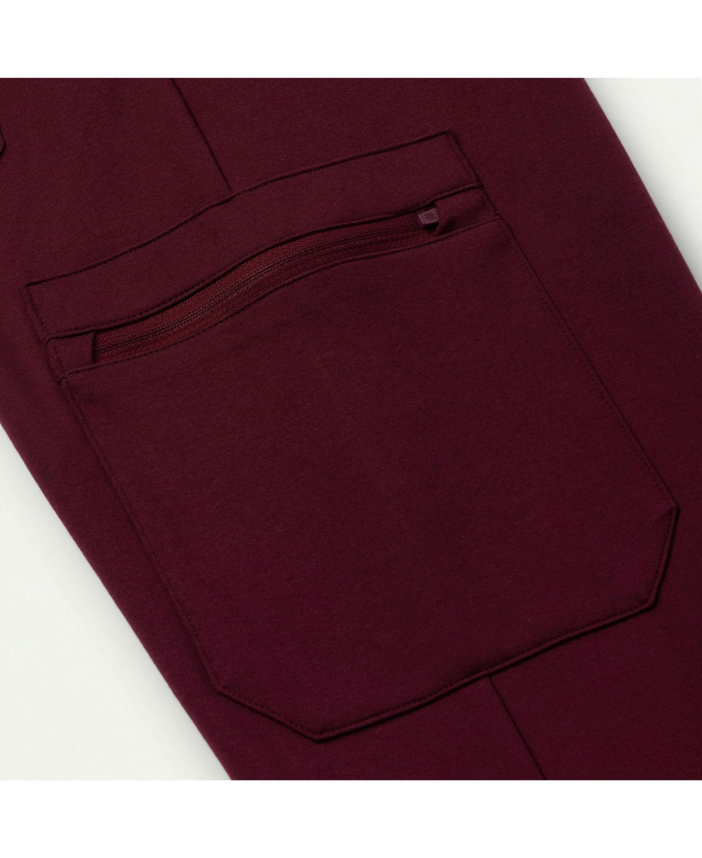 Женские брюки Jaanuu Rubi 6-Pocket Slim Knit Scrub Jogger, цвет: Бордовый — фото 7