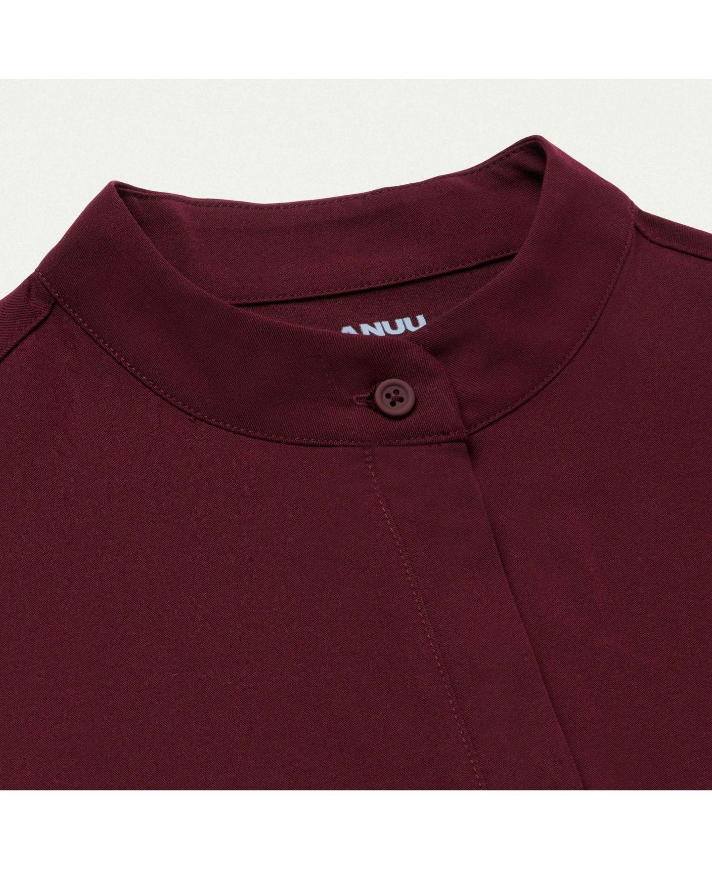 Женский топ Jaanuu Savi 1-Pocket Classic Banded Collar Scrub, цвет: Бордовый — фото 6