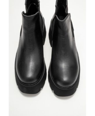 Clen Leather Platform Chelsea Boot