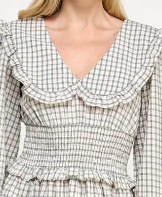Juniors' Peter Pan Collar Smocked Pull-On Dress