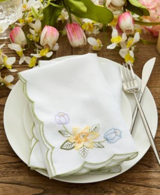 Daffodil Blooms Cutwork Napkins, Set of 4