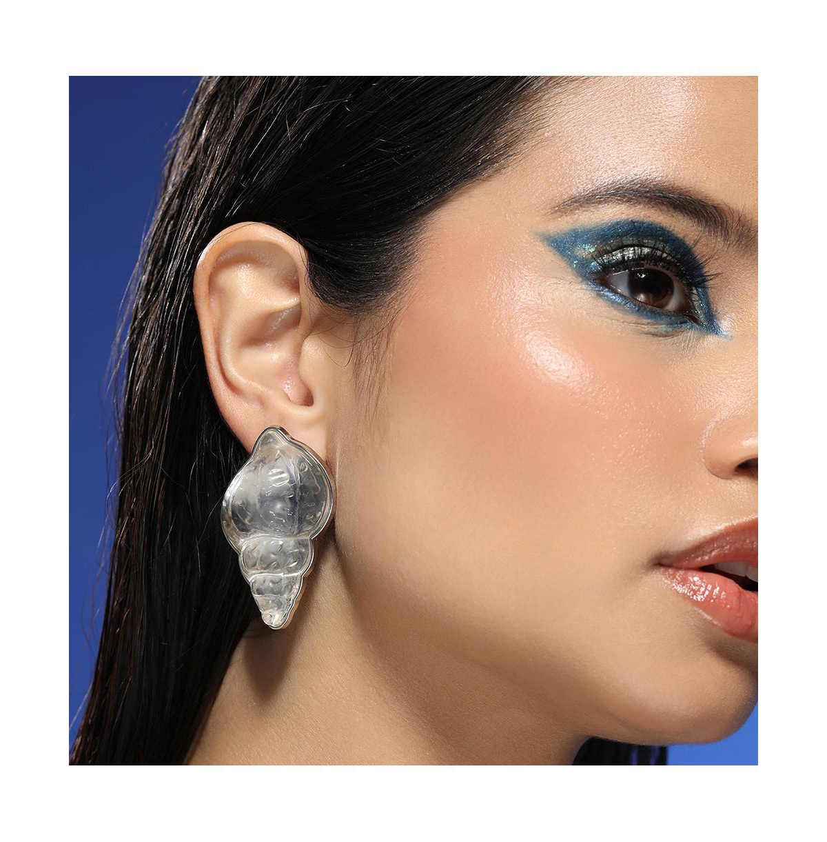 Women's The Translucent-Conchiglia Statement Earrings - Metallic Silver