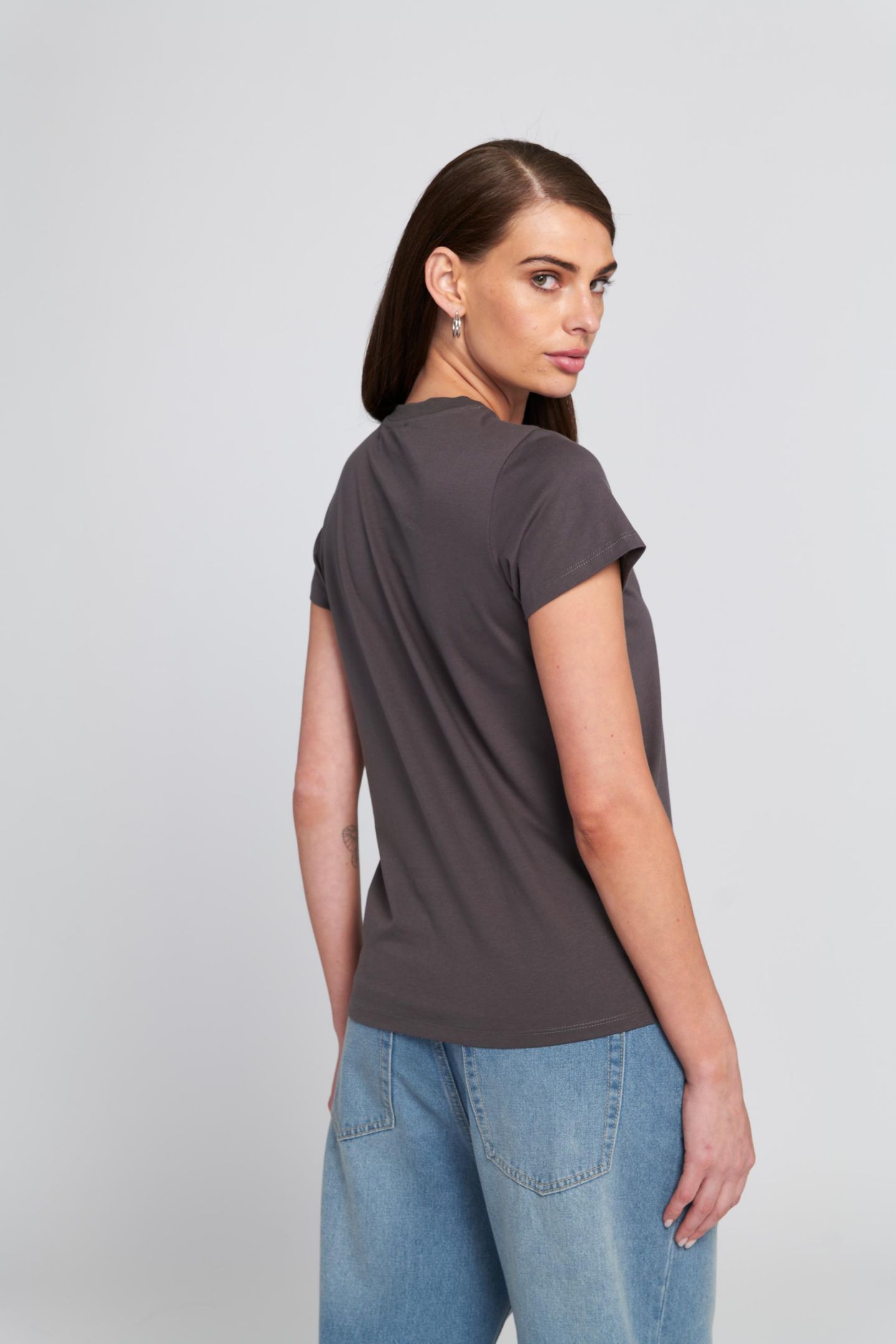 Женская футболка ELLE Collection Magical Logo Graphic Tee, цвет: Серый — фото 2
